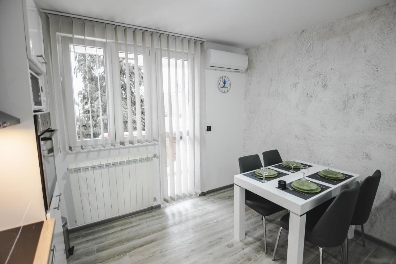 Kristal Apartmani Аранделовац Экстерьер фото